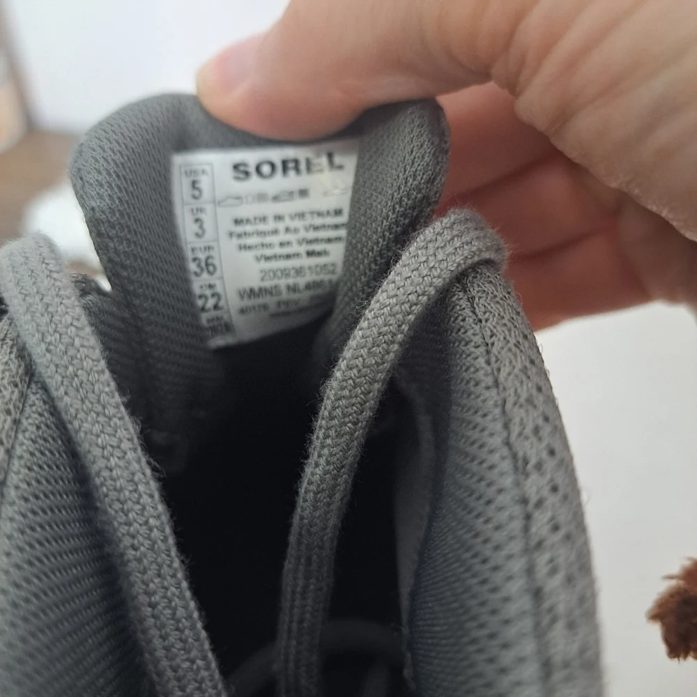Sorel out n about III mid sneaker waterproof quarry sea salt 5 NWT - Picture 10 of 10